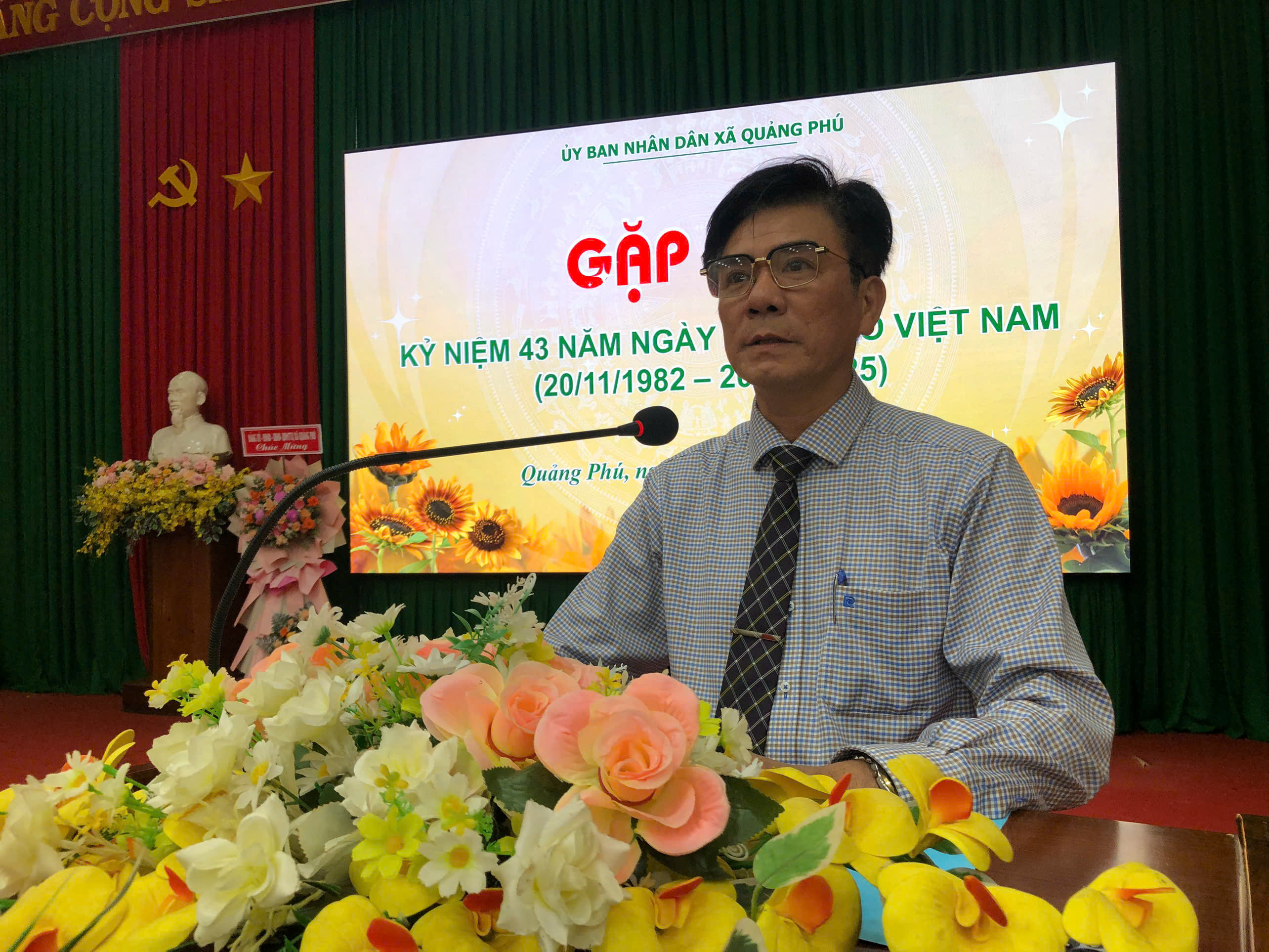 Chủ tịch UBND xã phát biểu tại buổi tọa đàm